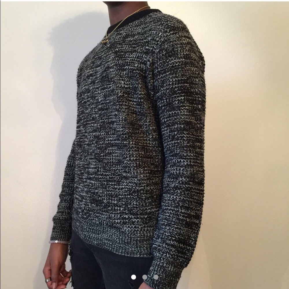 Forever 21 Black & White Knit Sweater